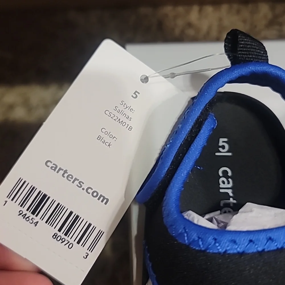 CARTER'S TODDLER BOYS AQUA SOCK WATER SHOE/SANDALS: BLACK/BLUE: NIB: SZ 5